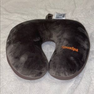 Classic Travel Pillow (Gray)